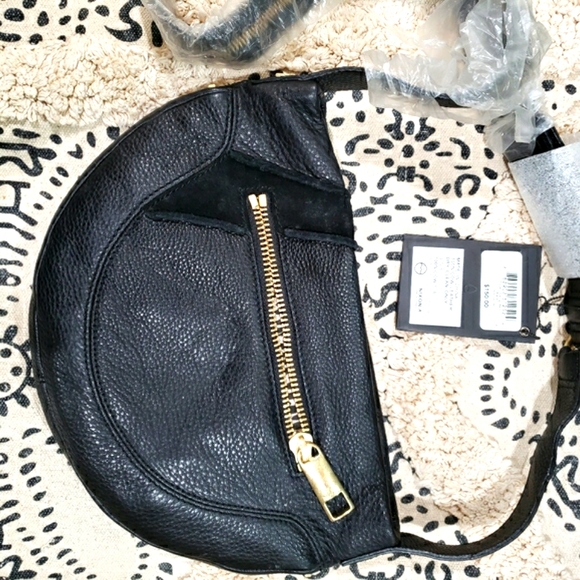 NEW NIXON BLACK LEATHER CROSSBODY BAG - Picture 5 of 13